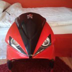verkaufe front mit gespachteltem bb und Scheinwerfer schwarz mit roten Angel eyes