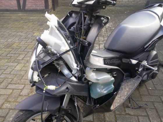 Kumpel hatte unfall -.-