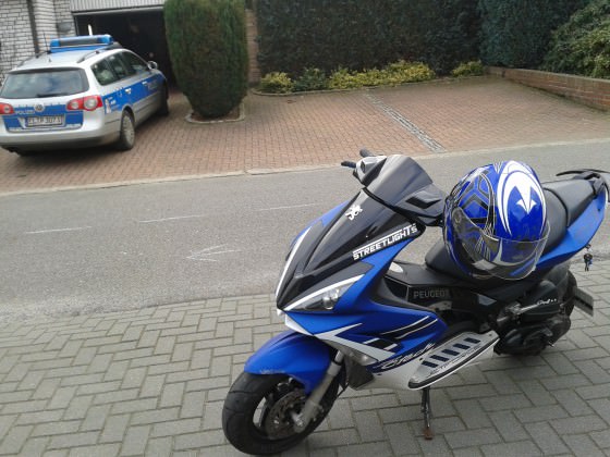 Die netten Helfer in Blau bei uns zu Besuch :D