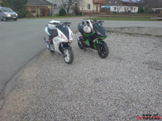 Pause weil »Stg6-Force« Laser gebrannt hat xD