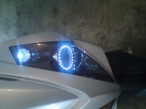 Angel Ayes led