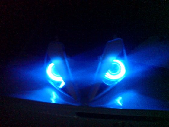 ! ! ! SCHEINWERFER MIT BLAUEN ANGEL EYES VERKAUF LETZTER TAG ! ! !