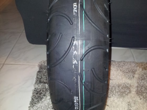 Heute is mein neuer Reifen gekommen :D