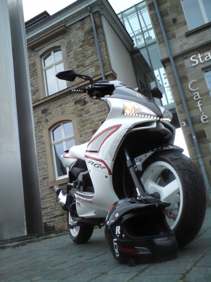 Der Scooter+Helm