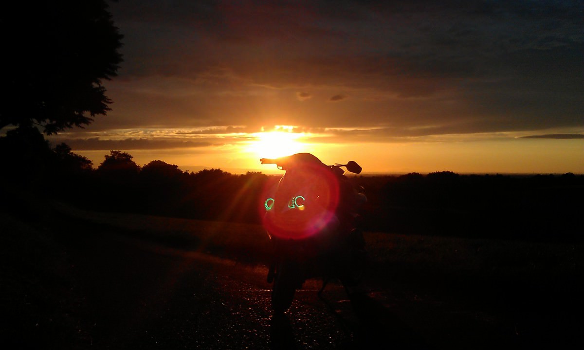 Schön, dass man die Sonne auch noch zu sehen bekommt :)
