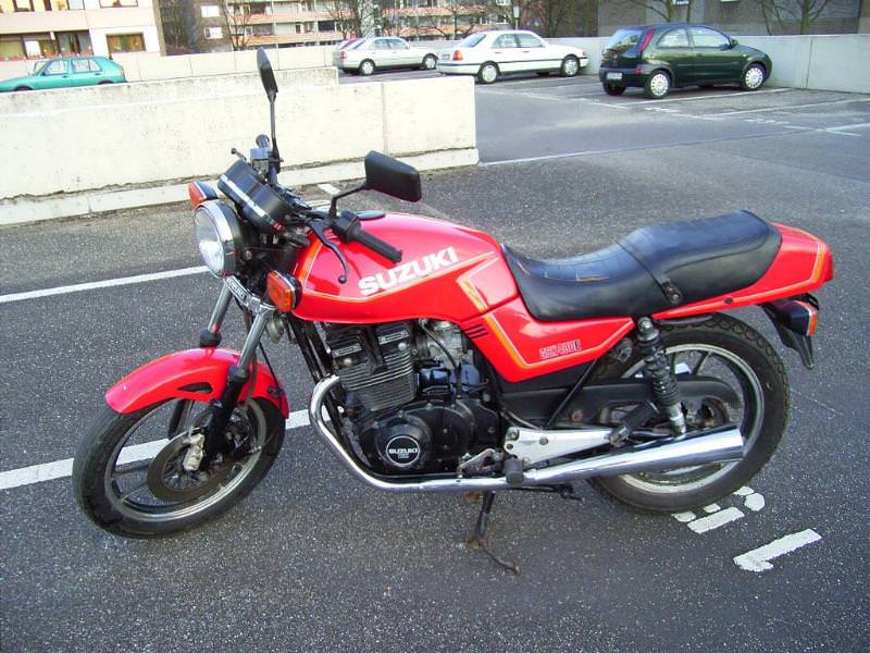 Die Suzuki GSX400e hatte ich als Übergangsfahrzeug