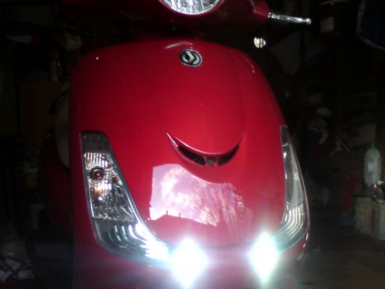 ROLLER mit LED-Augen