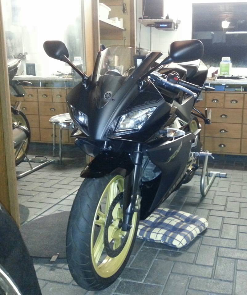 r125