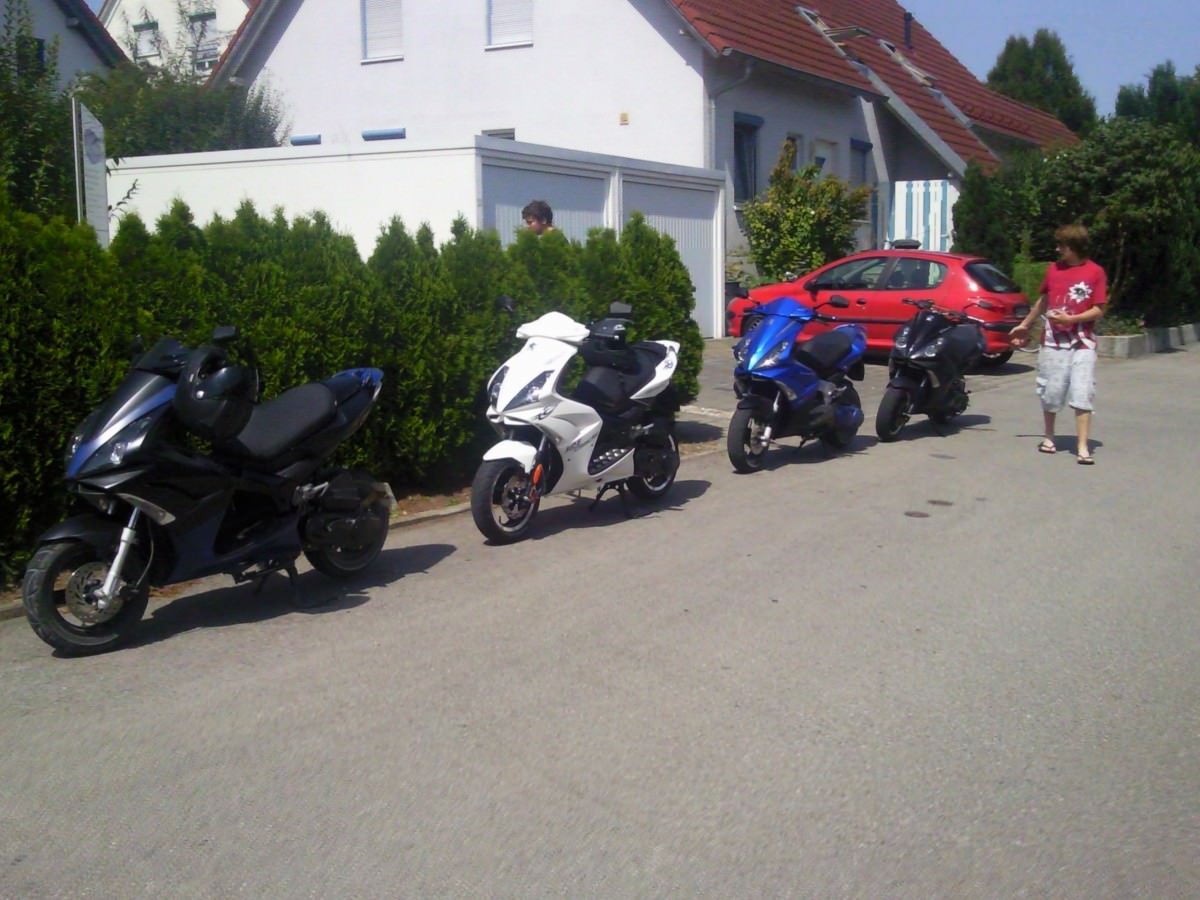 mit Kumpels unterwegs