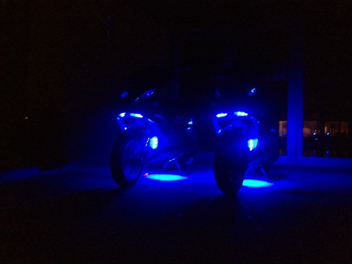 Unterbodenbeleuchtung Blue&Black Jetty - Galerie - Roller-Forum: Hilfe,  Anleitungen und alles über Motorroller