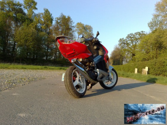 21042009595.jpg