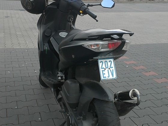 IMG084