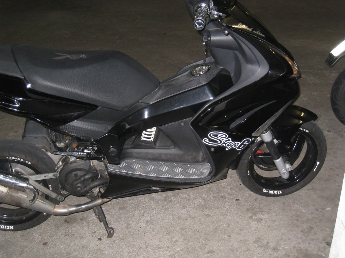 Sticker dran