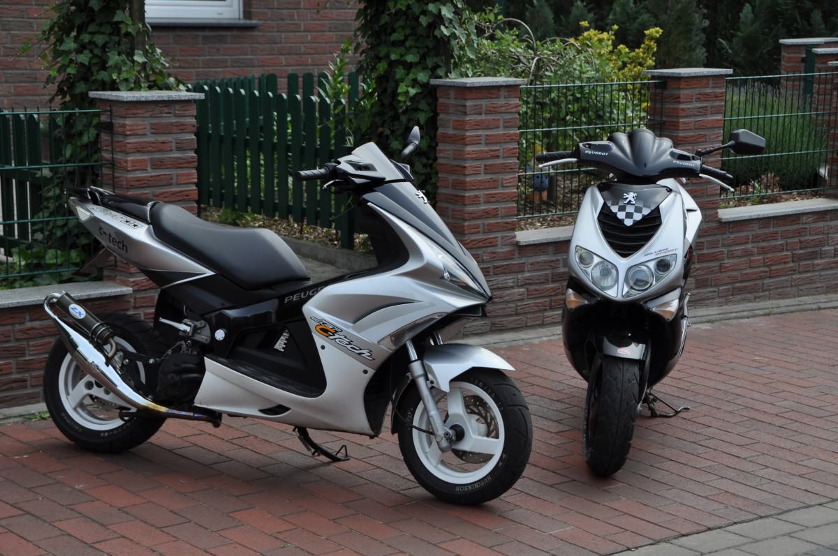 Mein Scoot mit Freunden