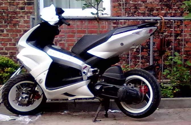 Jetforce dark & white