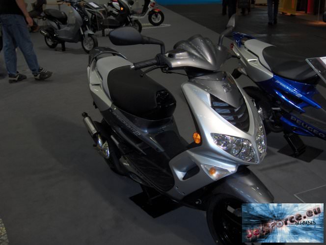 intermot080.jpg