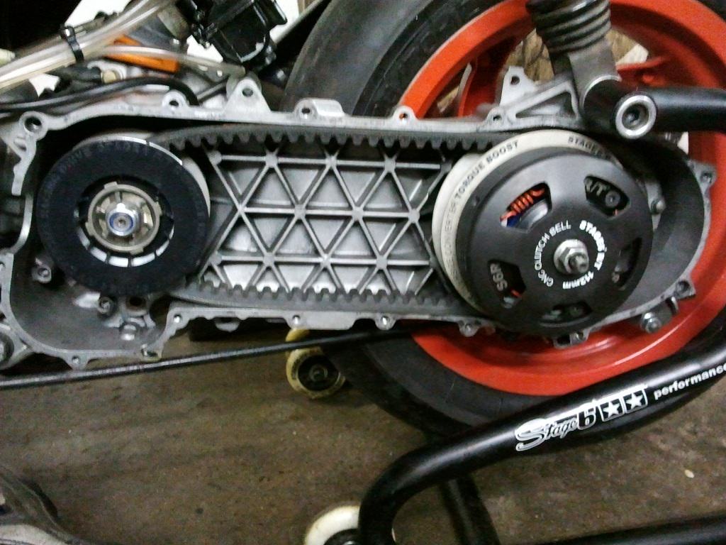 so siehts hinterm deckel aus :)