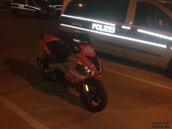 kumepl un ich bei polizei abends
