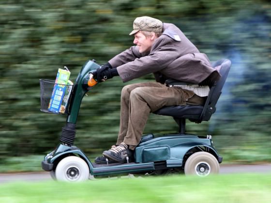 Rentner-Scooter fährt 115 km/h
