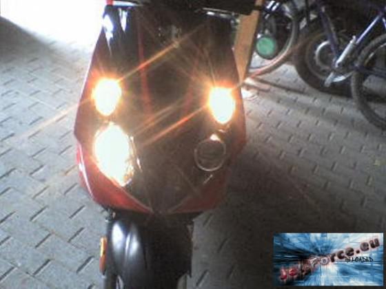 Mach bald noch andere Standlichter rot