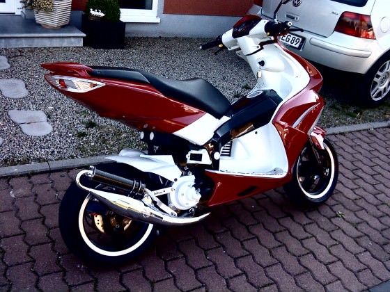 bei einem guten preis wird er verkauft will was neues nen aerox für die rennstrecke