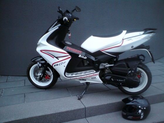 Der Scooter+Helm