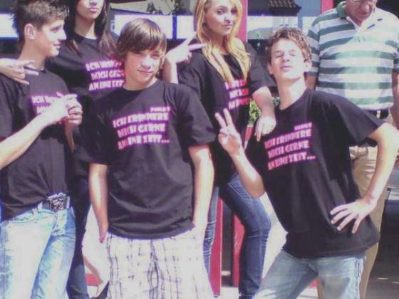 unsere abschluss t-shirt ...:(