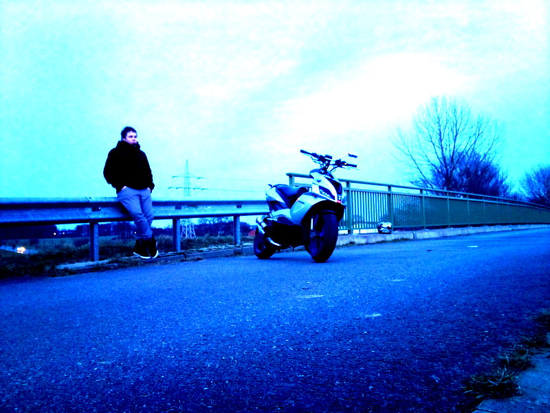 Meine Streetbitch :)    0ne Love <3
