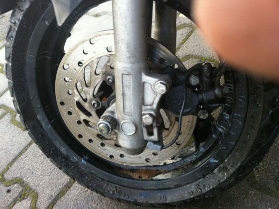 Ya mal die 13 Zoll felge angepasst :)