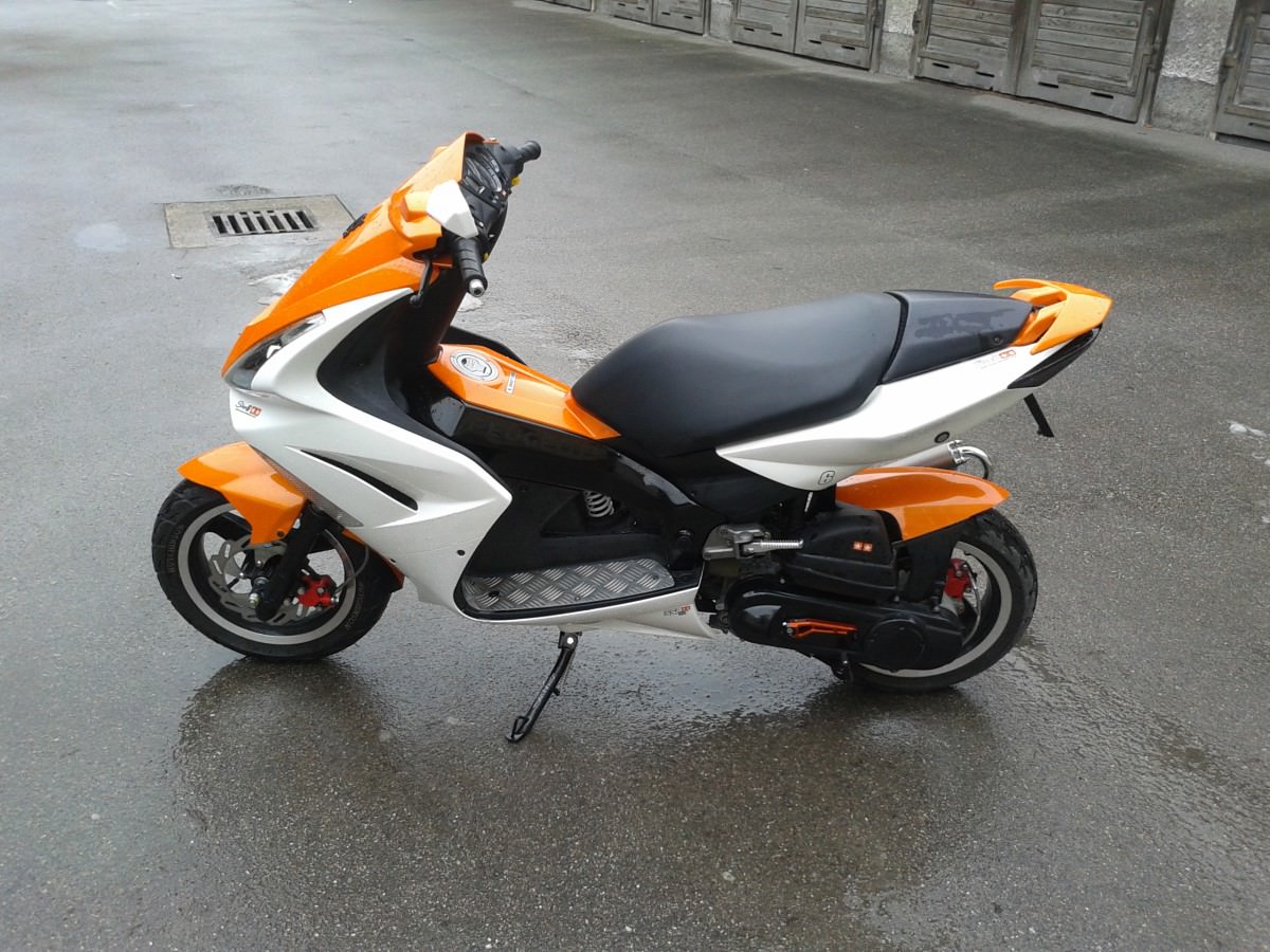 orangewhite jetts