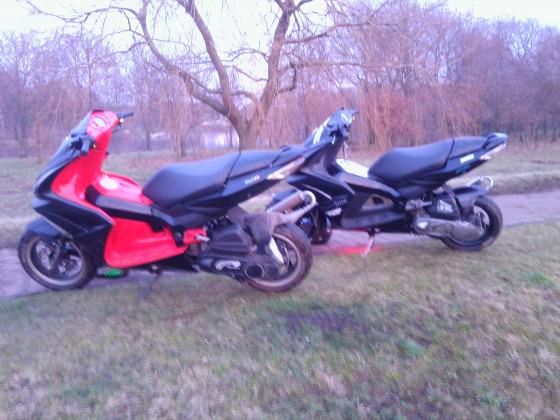 mit kumpels unterwegs gewesen :D