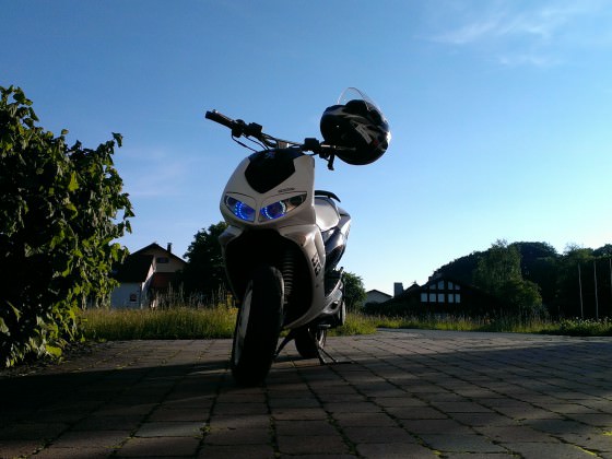 sie wartet auf mich <3