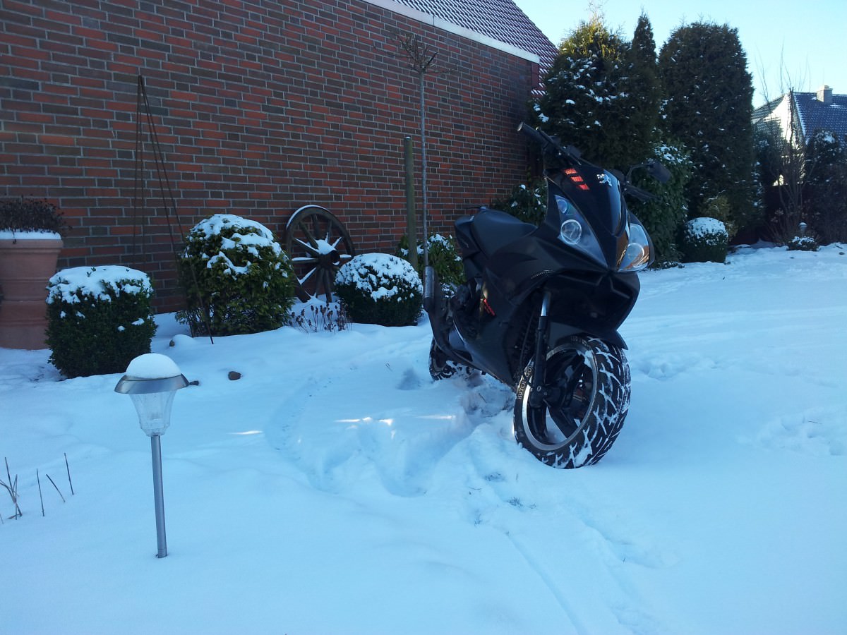 Meiner im Schnee :D