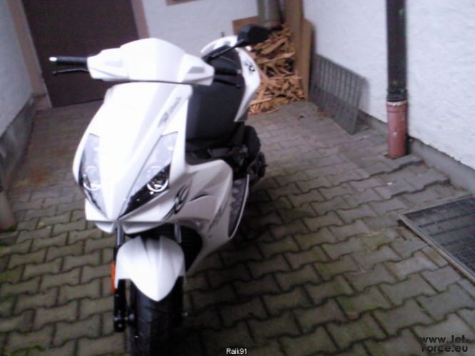 Mein bissher noch Hässlicher Roller^^