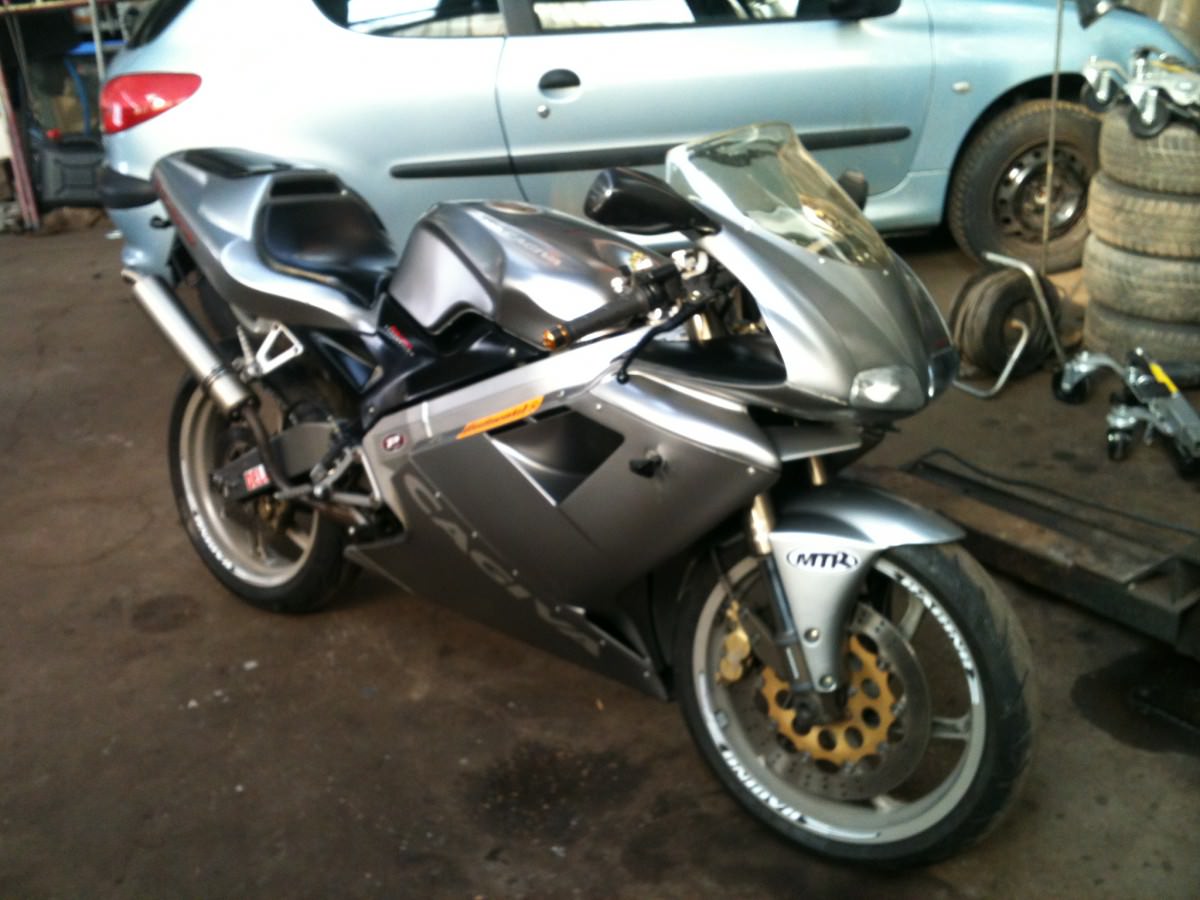 Neues Moped am Start