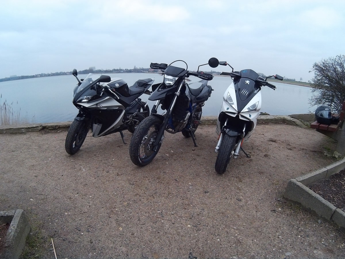 Fahrt heute mit 2 Freunden die 125 ccm fahren :)