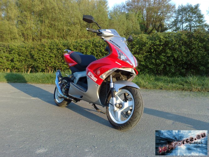 21042009599.jpg