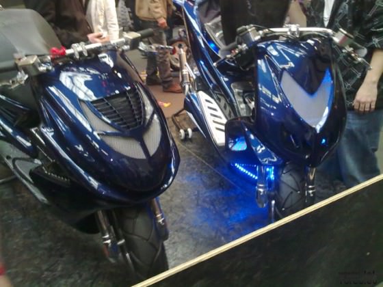 20032010228.jpg