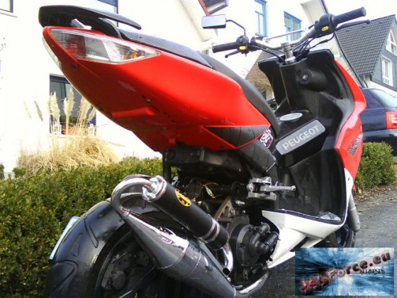 Mein Scoot. mal halbwegs geputzt :P