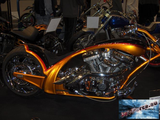 intermot032.jpg