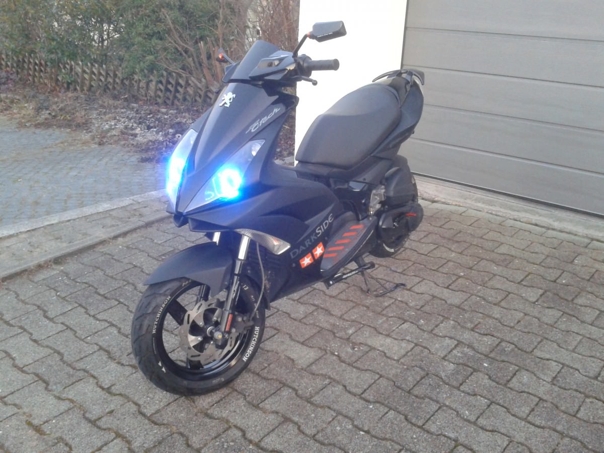 So steht er jetzt da (Laser is momentan nicht mehr dran) wie findet ihr ihn?