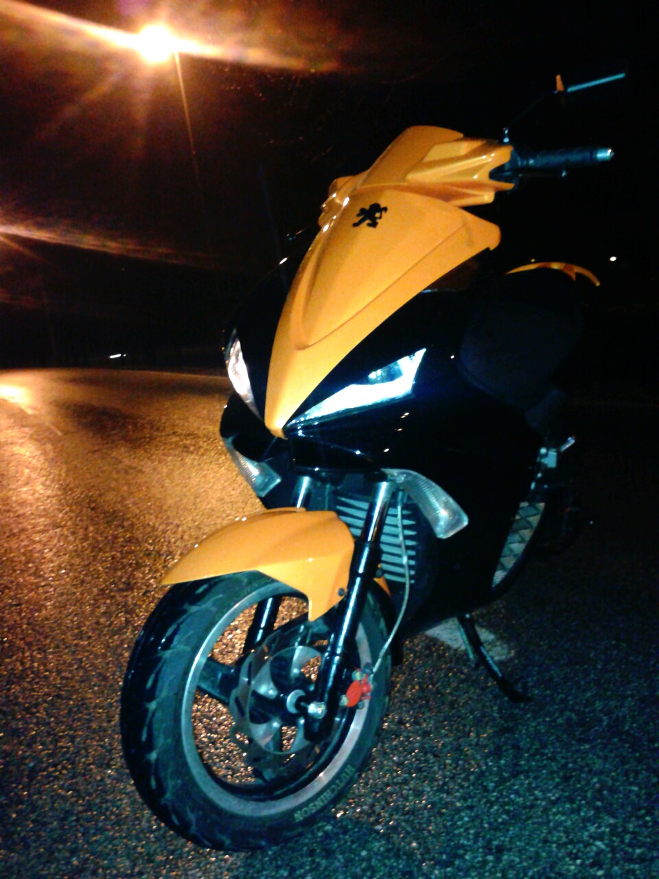 orangeblack jetts