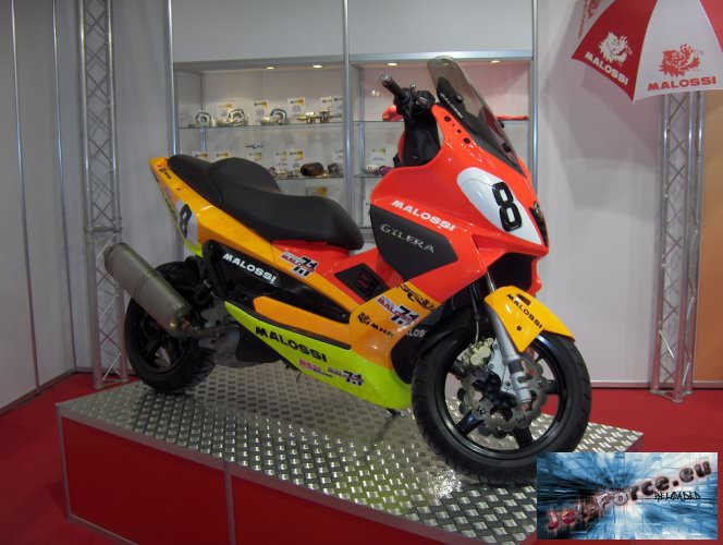 intermot129.jpg