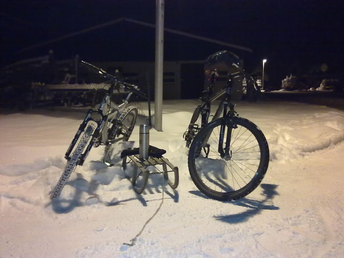 wenn der roller bei 30 cm schnee steht :D