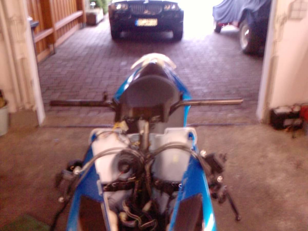 downi