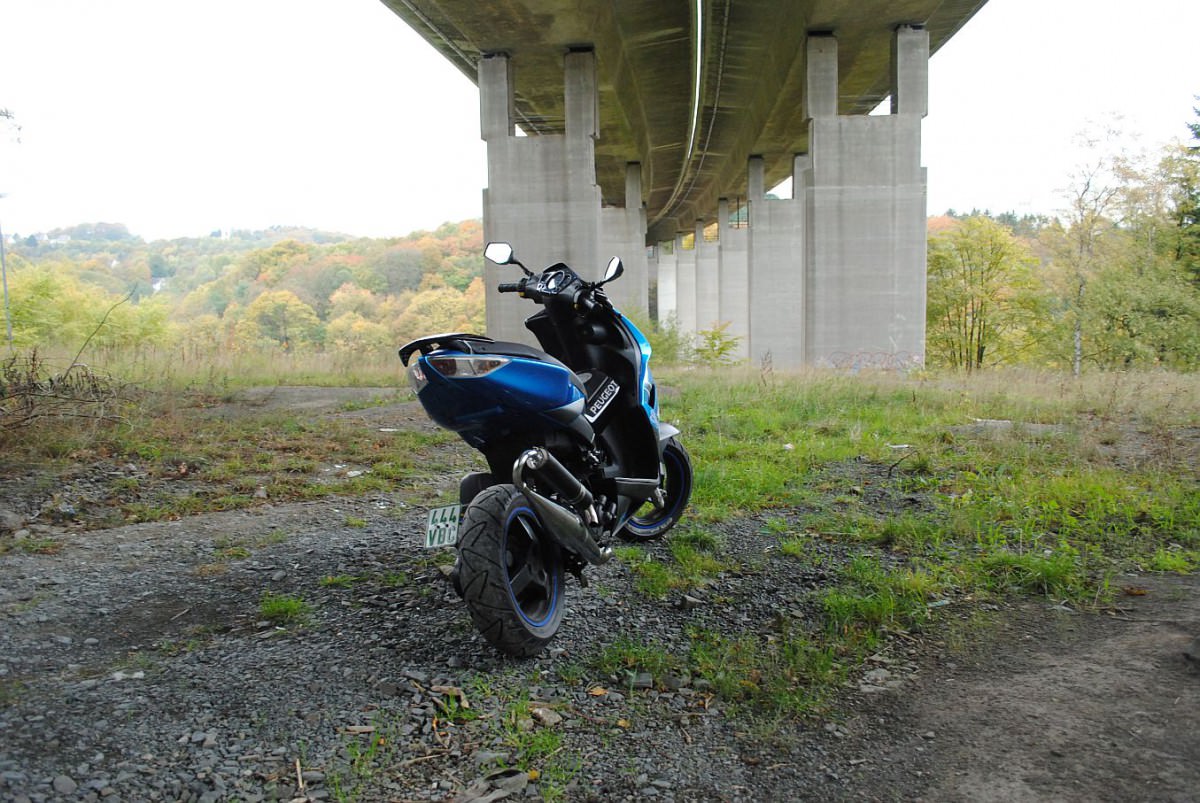 Under Pressure Of Highway
