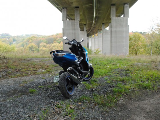 Under Pressure Of Highway