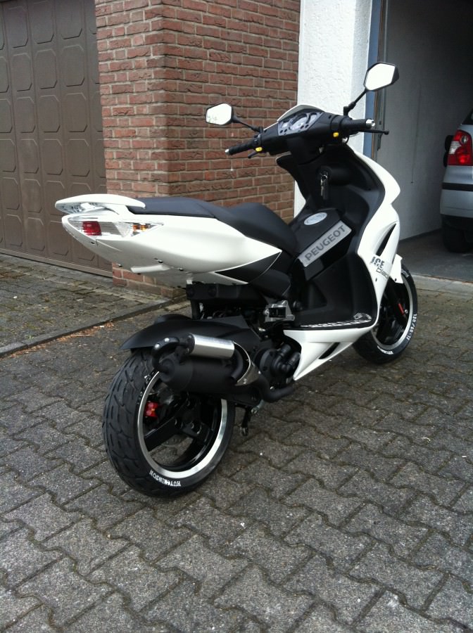 So gut wie Fertig.. Fehlt nurnoch Laser und S6 F1 weiss links :)