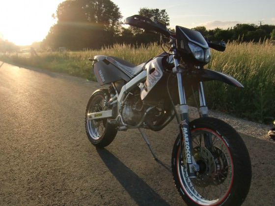 Derbi <3 + Stoppi = Video