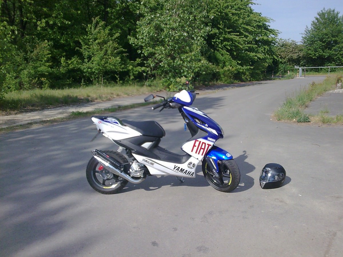 Seitenansicht Aerox Sommer 2011